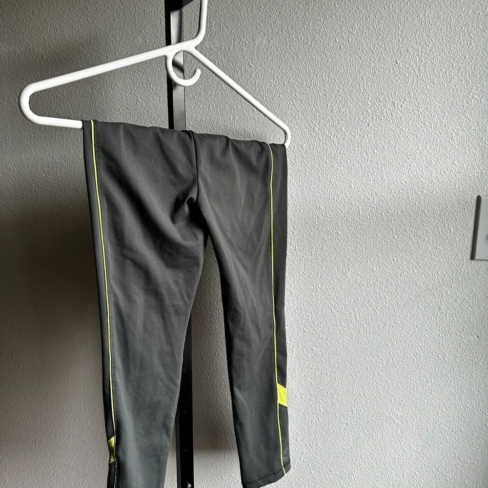Justice Gray and Yellow leggings